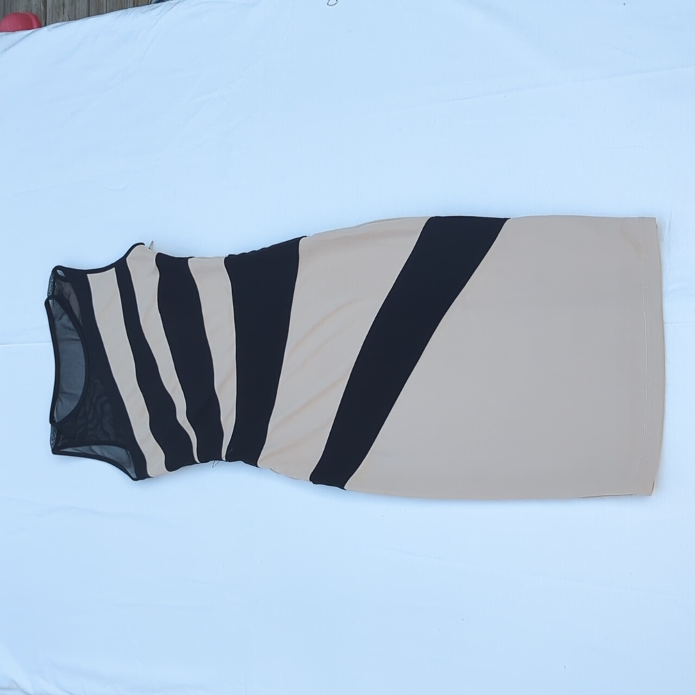 Marciano Bodycon Black and Cream Dress - Picture 2 of 10